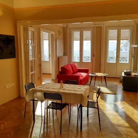 The Central View Διαμέρισμα Βουδαπέστη